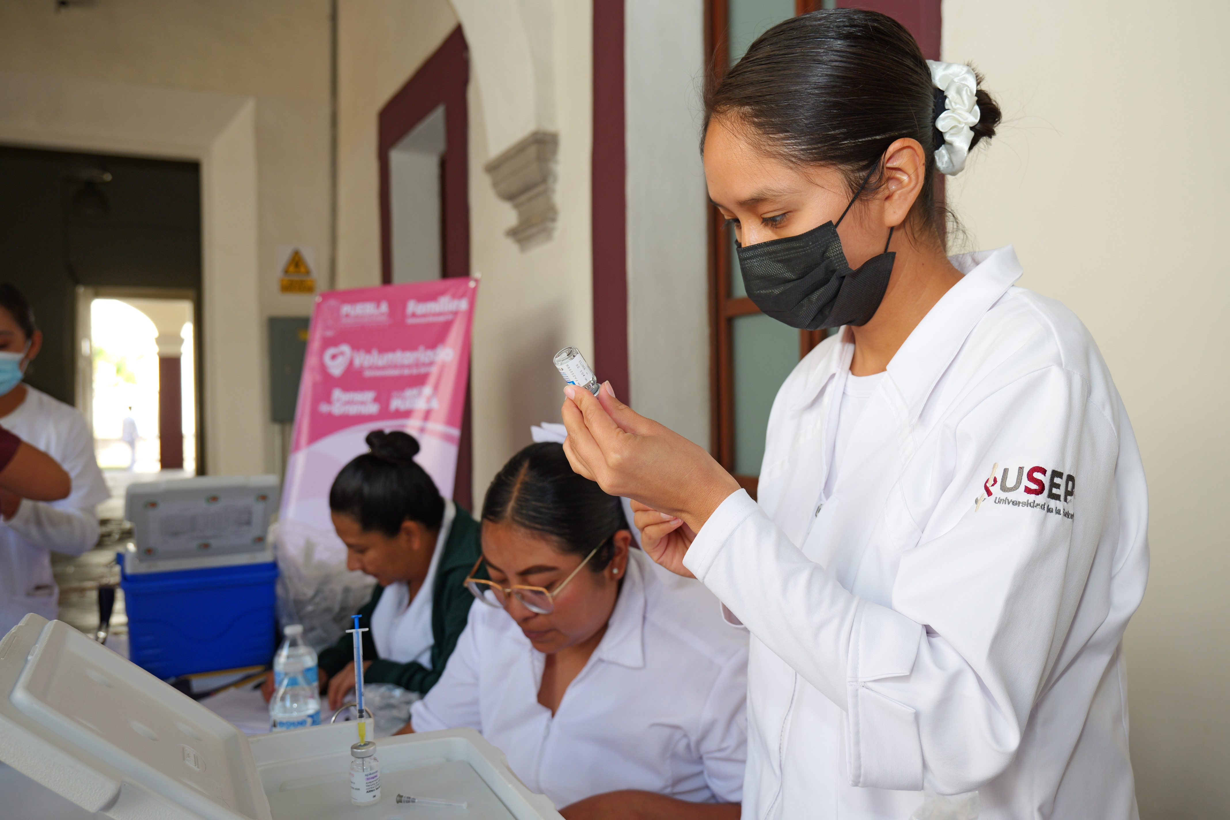 Campaña de vacunación influenza y covid-19, gestionada por el voluntariado USEP en coordinación con el Centro de Salud de la Libertad