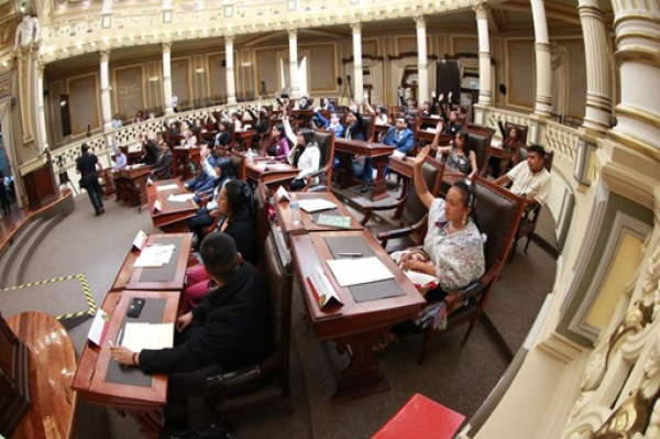 Parlamento Juvenil “JUVENTUDES POBLANAS”