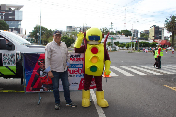 Con éxito, más de 5 mil poblanos disfrutan de la Vía Recreativa Metropolitana: SMT