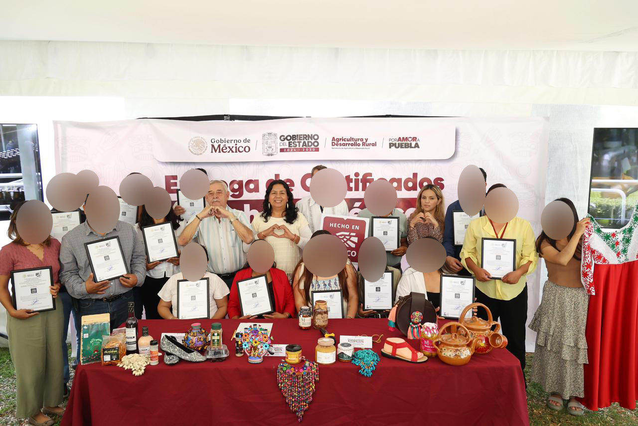 Entregan 98 certificados “Hecho en México” a productores del campo poblano