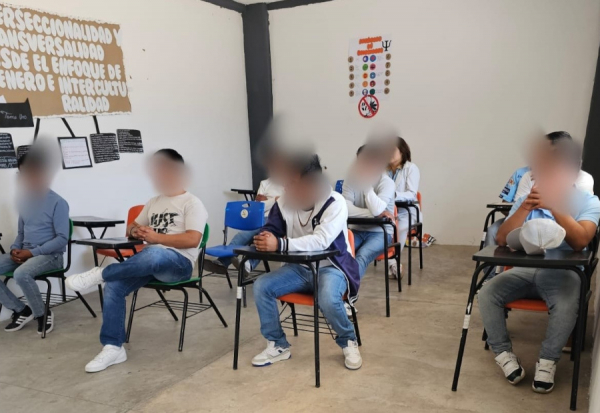 Fomentan la expresión literaria en adolescentes con sesión de "Lecturas de Poesía”