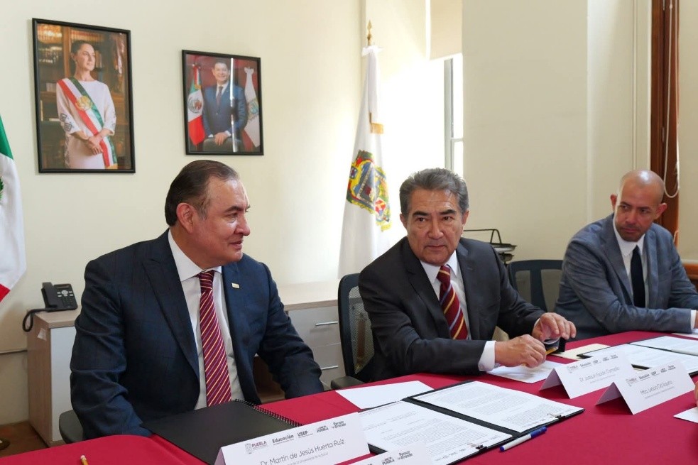 Firma de convenio con el Honorable Ayuntamiento del Municipio de Puebla