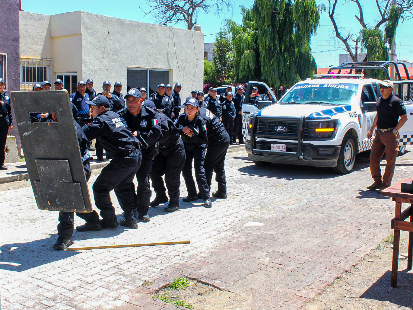 Policía Auxiliar impulsa formación táctica y atención ciudadana a personal operativo foráneo